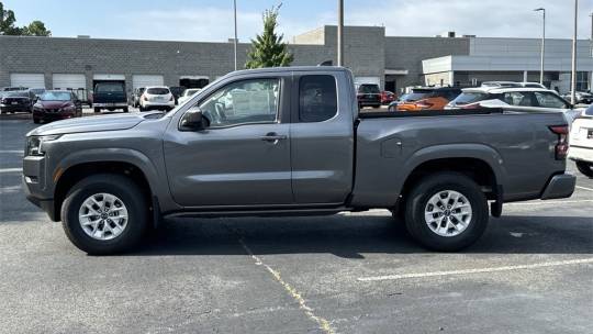 2024 Nissan Navara (Frontier) sv 4d king cab