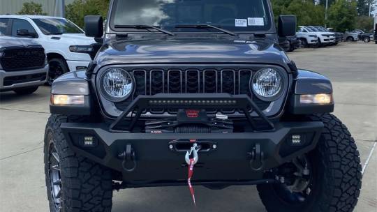 new 2024 jeep gladiator sport s