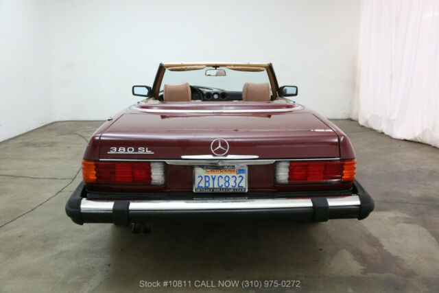 1985 with 2 tops used 3.8l v8 16v