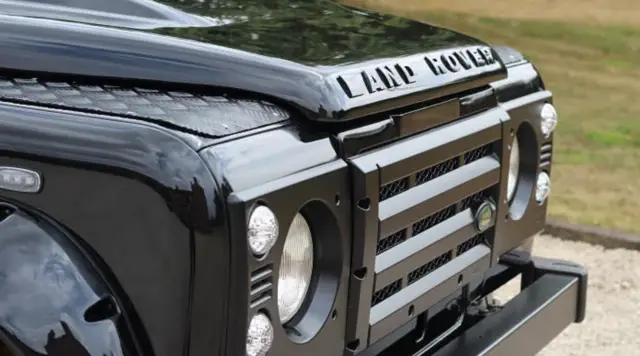 1988 land rover defender 110 spectre 007 edition soft top w/ hurricane heat-ac