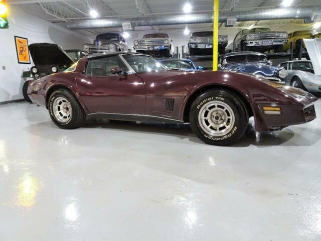1980 chevrolet corvette corvette coupe automatic rwd v8 5.7l gasoline