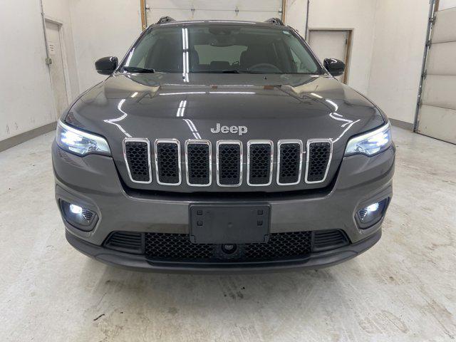 2022 jeep cherokee latitude lux