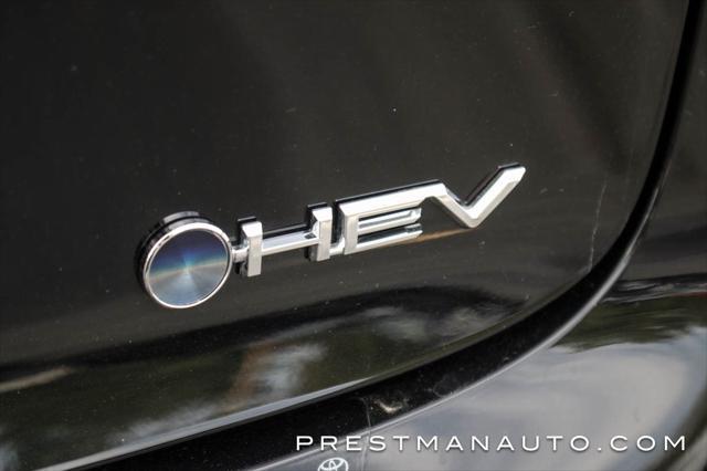 2023 toyota prius limited