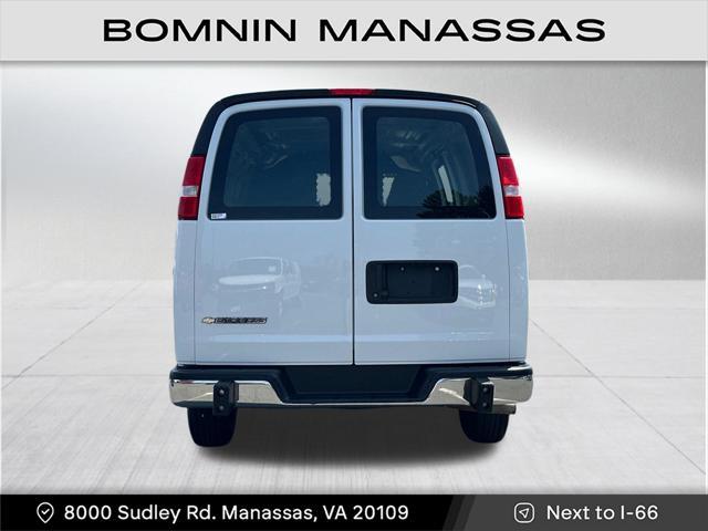 2022 chevrolet express 2500 rwd 2500 regular wheelbase wt