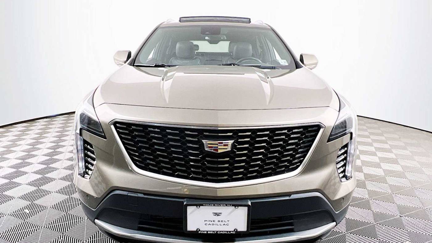2020 cadillac xt4 premium luxury