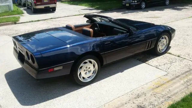 1989 corvette convertable, low miles! family owned since new!