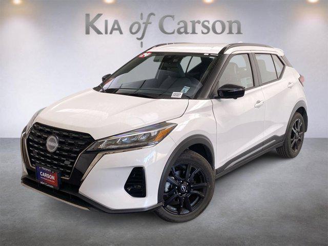 2024 nissan kicks sr