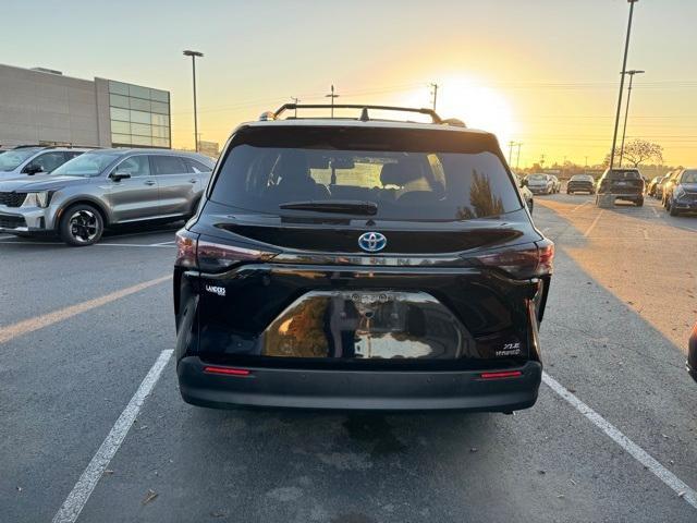 2023 toyota sienna xle
