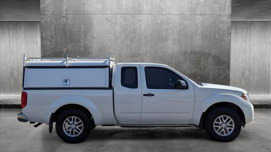 2020 nissan frontier sv