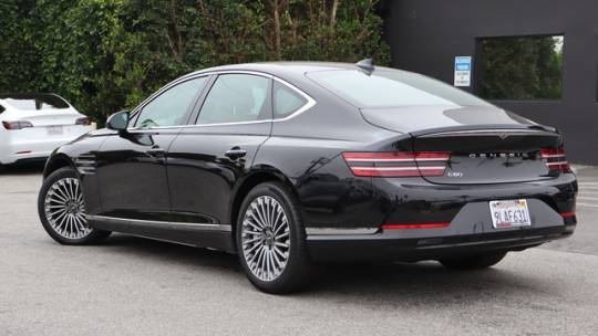 2024 Genesis G80