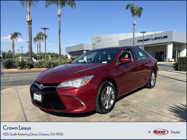 2016 toyota camry se