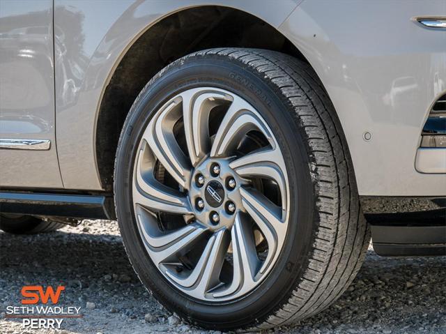 2022 lincoln navigator reserve