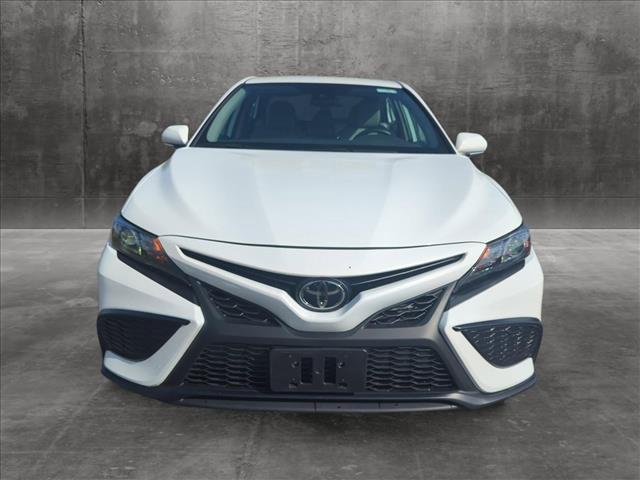 2024 toyota camry se