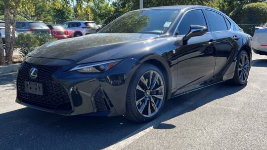 2023 Lexus IS