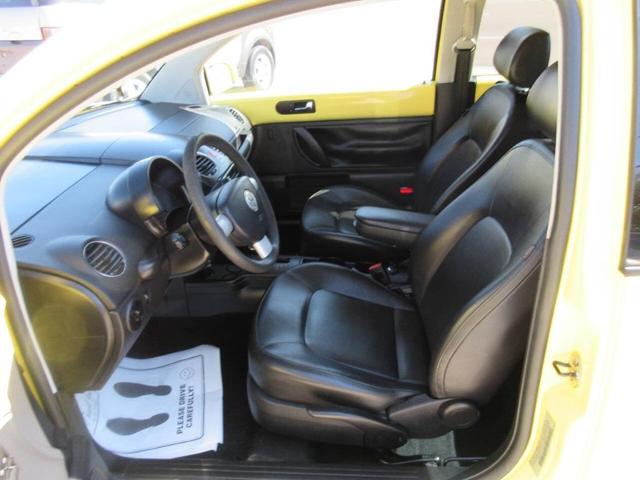 2008 volkswagen new beetle se