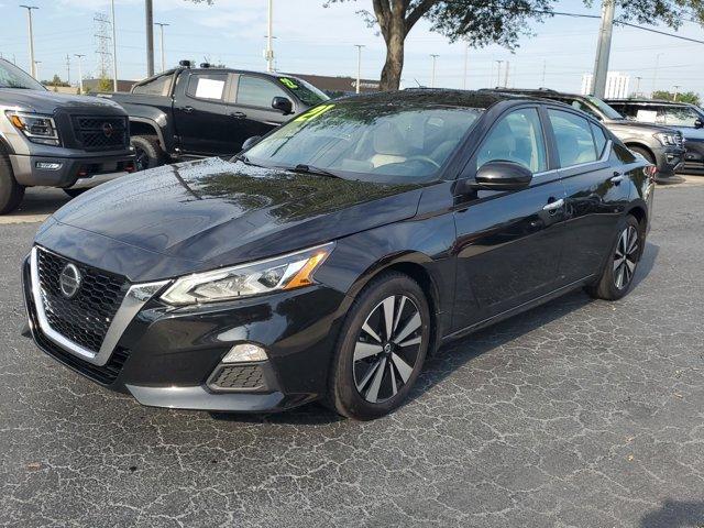 2021 nissan altima 2.5 sv