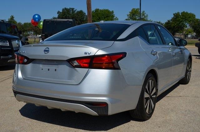 2021 nissan altima 2.5 sv