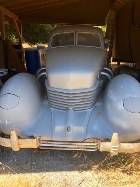 1937 cord supercharged sedan