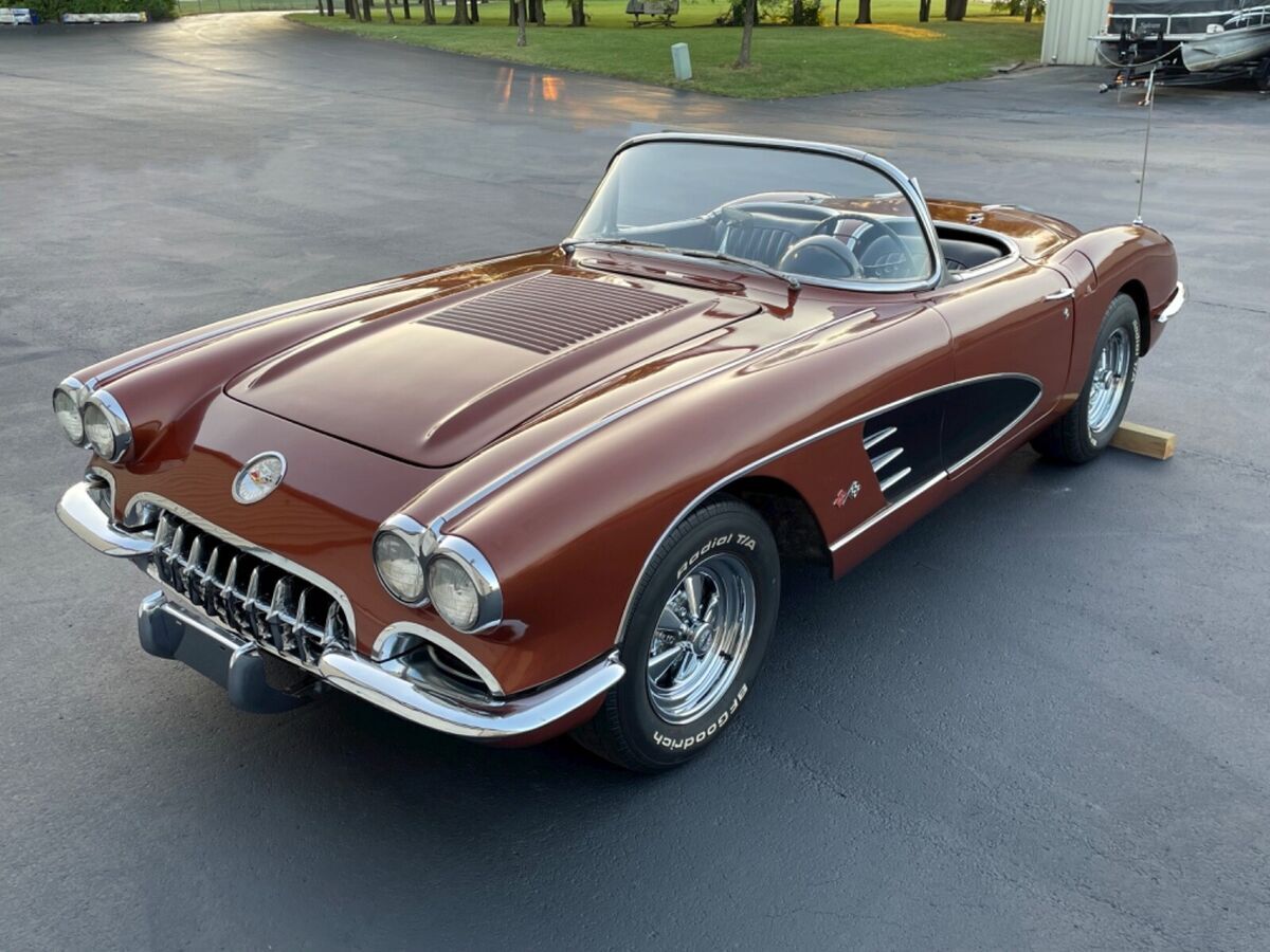 1958 chevrolet corvette roadster