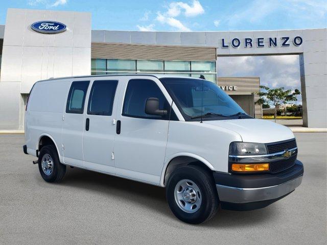 2022 chevrolet express 2500 work van