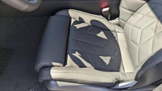 2024 BMW i5