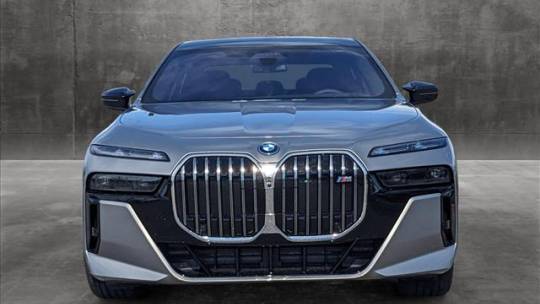 2024 BMW i7