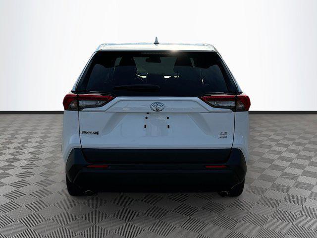 2023 toyota rav4 le