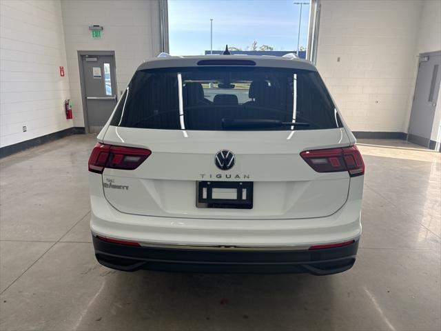 2024 volkswagen tiguan 2.0t se