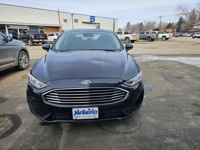 2020 ford fusion se