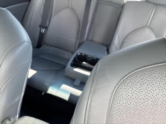 2021 toyota avalon hybrid limited