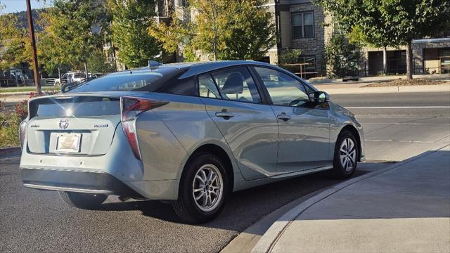 2018 toyota prius two