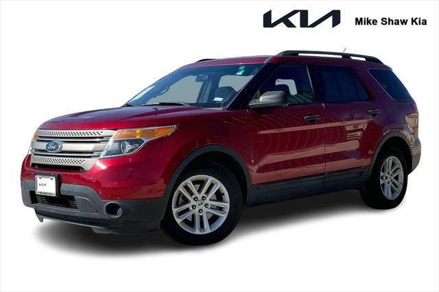 2015 ford explorer base