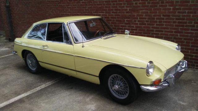 mgb gt (1 of 1000) 1st anniversary special
