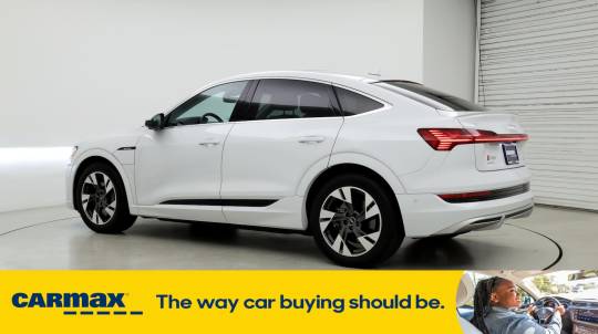 2022 Audi e-tron