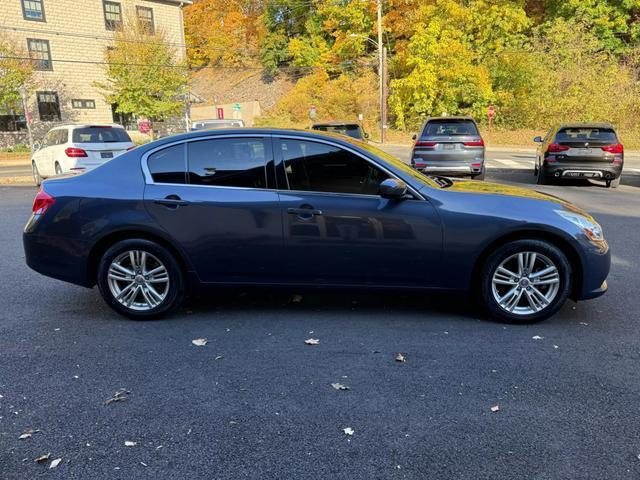 2012 infiniti g37x base