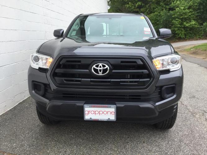 2017 toyota tacoma sr 4x4 sr 4dr access cab 6.1 ft lb 5m for sale in bow, new hampshire