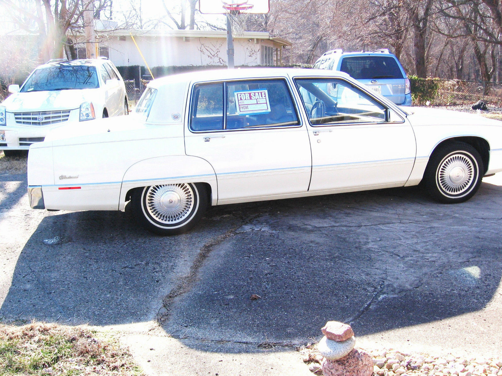 1990 cadillac fleetwood base sedan 4-door 4.5l