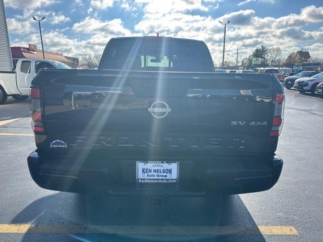 2023 nissan frontier sv