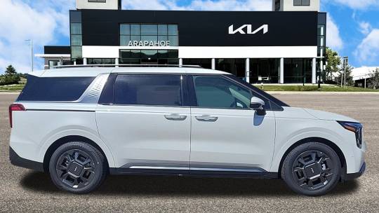 2025 Kia Carnival