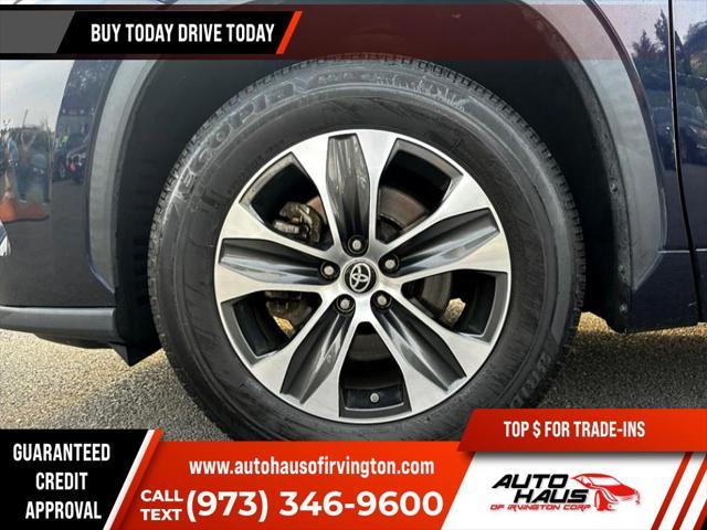 2021 toyota highlander xle