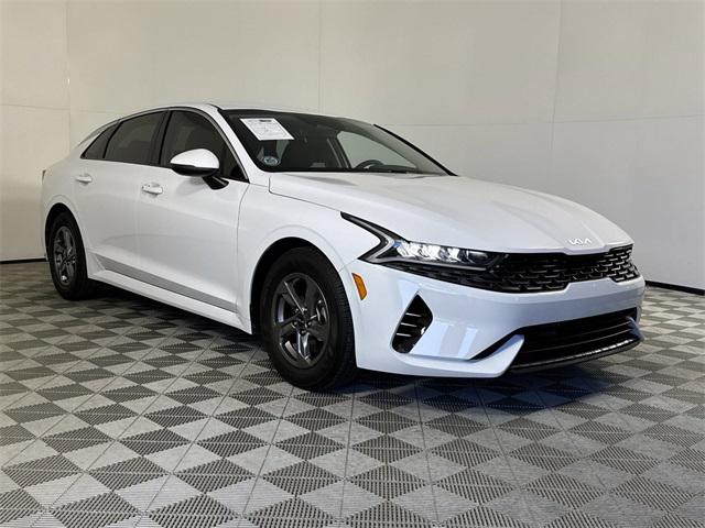2023 kia k5 lxs