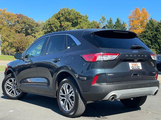 2022 ford escape sel