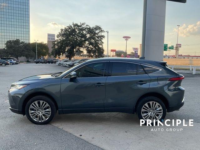 2022 toyota venza limited