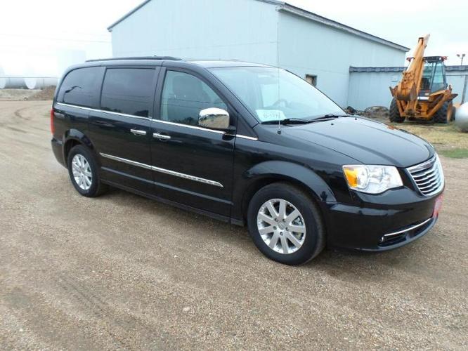 2012 chrysler town and country touring-l touring-l 4dr mini-van for sale in bijou hills, south dakota