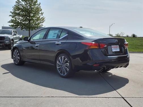 2023 nissan altima in saint louis, missouri