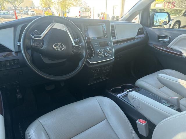 2019 toyota sienna limited premium