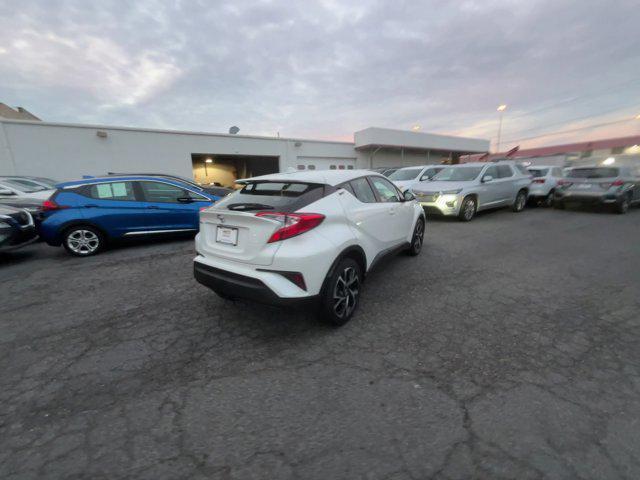 2021 toyota c-hr xle