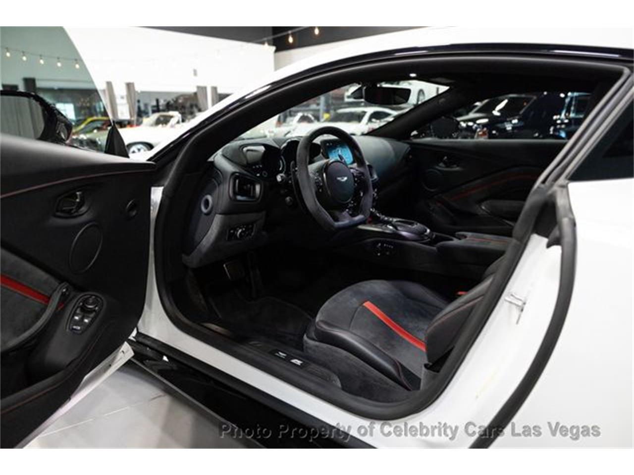 2022 aston martin vantage