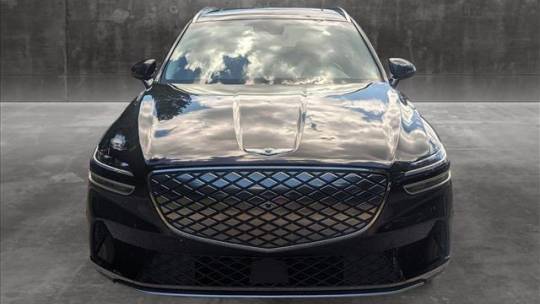 2023 genesis electrified gv70 base