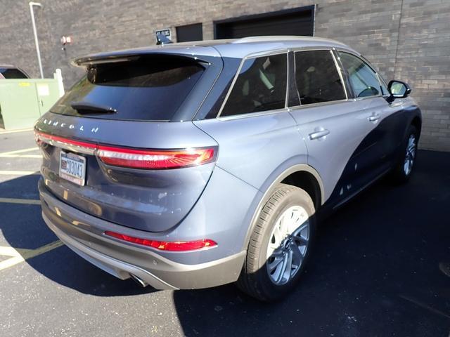 2022 lincoln corsair standard
